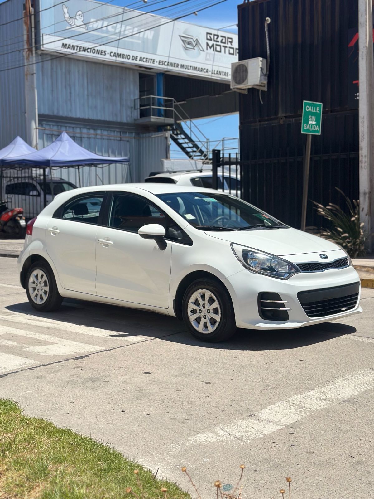 Kia Rio 5 2017 - Imagen 6